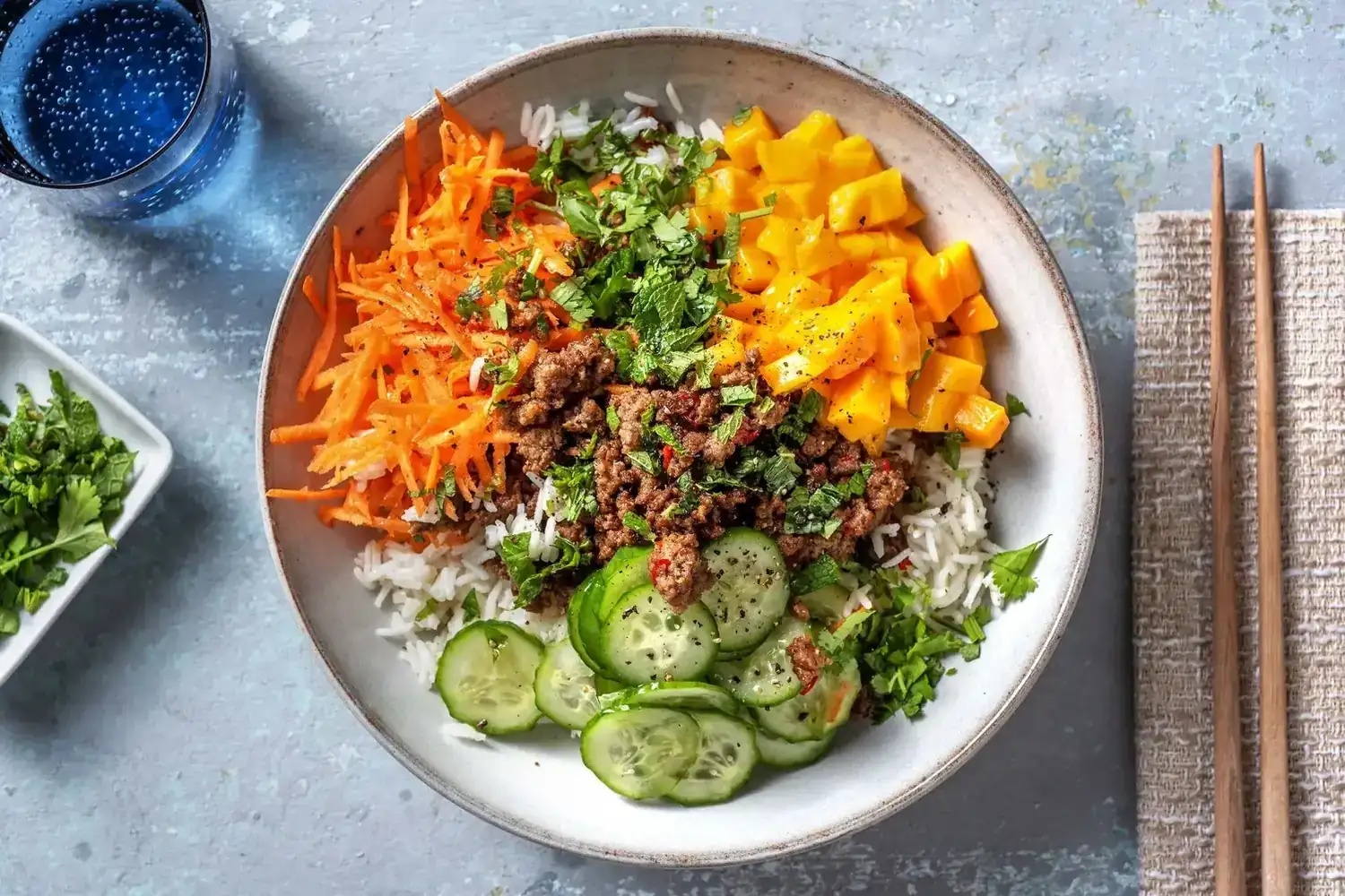 Asiatisk kjøttdeigsalat