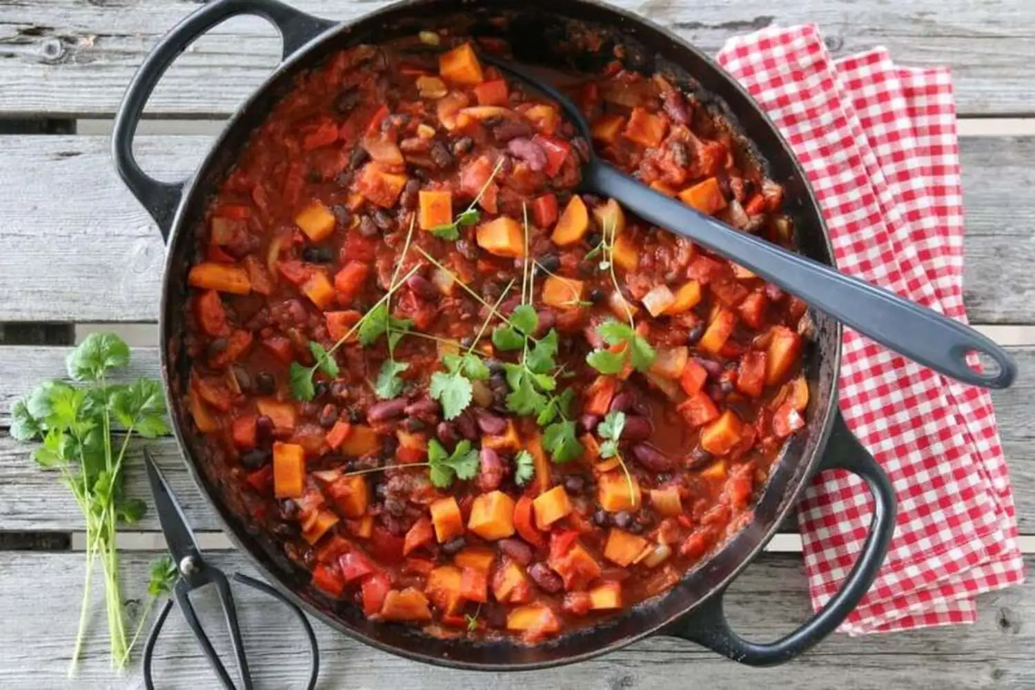 Chili sin carne med søtpotet